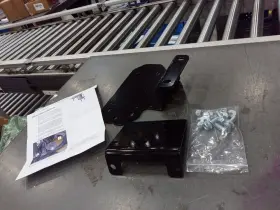 DY-80106003 DYSO Drilling Front Bumper Winch Mount Bracket