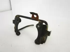53207-HN5-A10 HONDA Handlebar Cover Mount Trx 350 Rancher