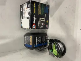 SA7015AC STRONGARM Electric Winch