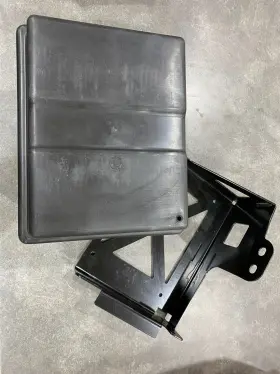 08L94-HL1-200 WARN Winch Big Battery Box #3